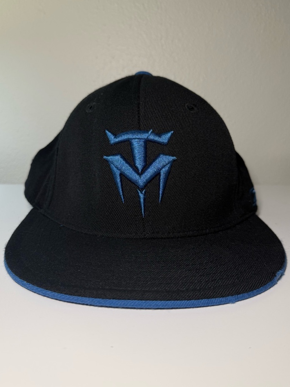 VINTAGE Minnesota Timberwolves Y2K Reebok Fitted Hat